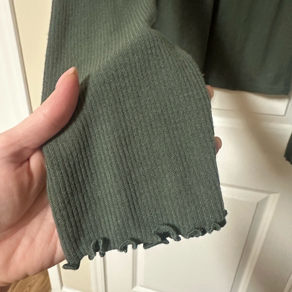 Urban Outfitters Olive Green Lace-Trim Ribbed Long Sleeve Top - Picture 4 of 11